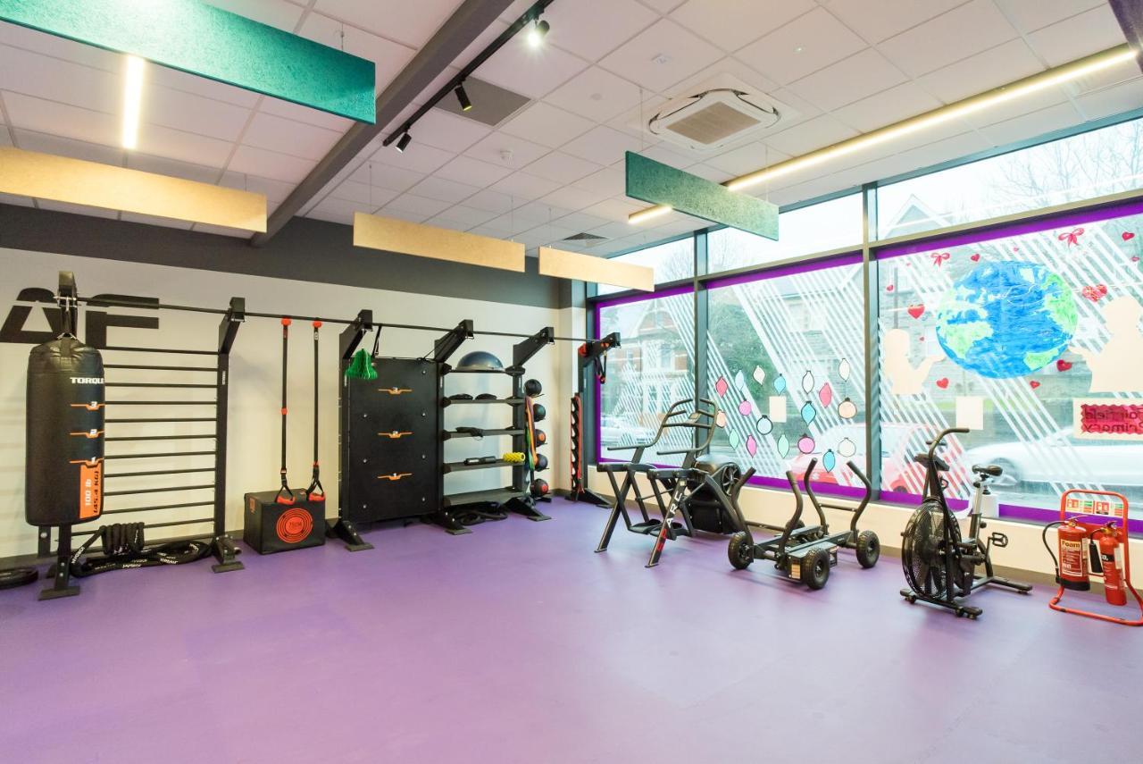 Luxe Apartments, The Moorwell, Parking, Gym - 10Mins Cardiff City Ctr 외부 사진